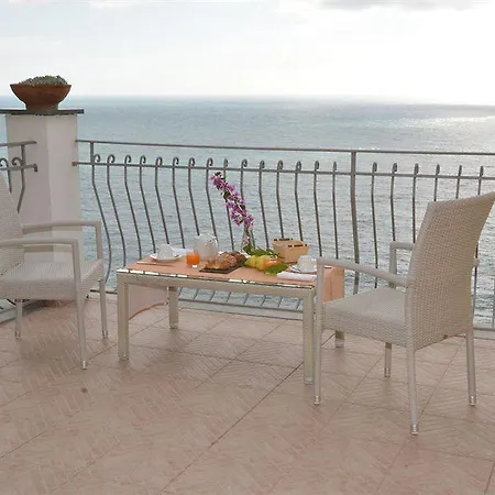 Pandora Hotel Maiori