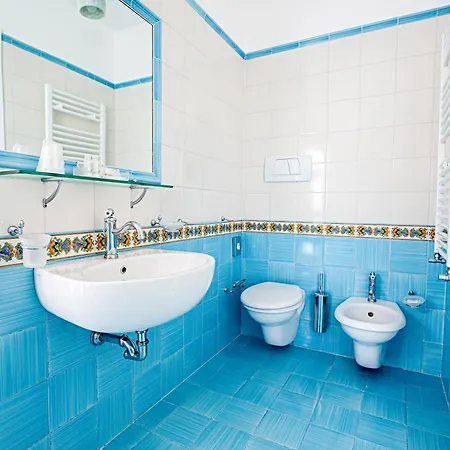Pandora Hotel