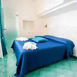 Pandora Майори