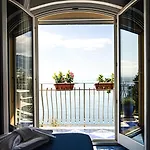 Hotel Pandora