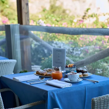 Pandora Ξενοδοχείο 4*