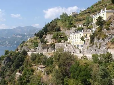 Hotel Pandora