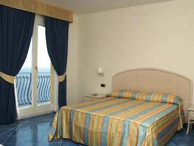 Hotel Pandora